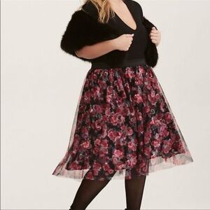 Disney Torrid Midi Skirt Women’s 2X Tulle Princess Black Pink Floral Lined *FLAW